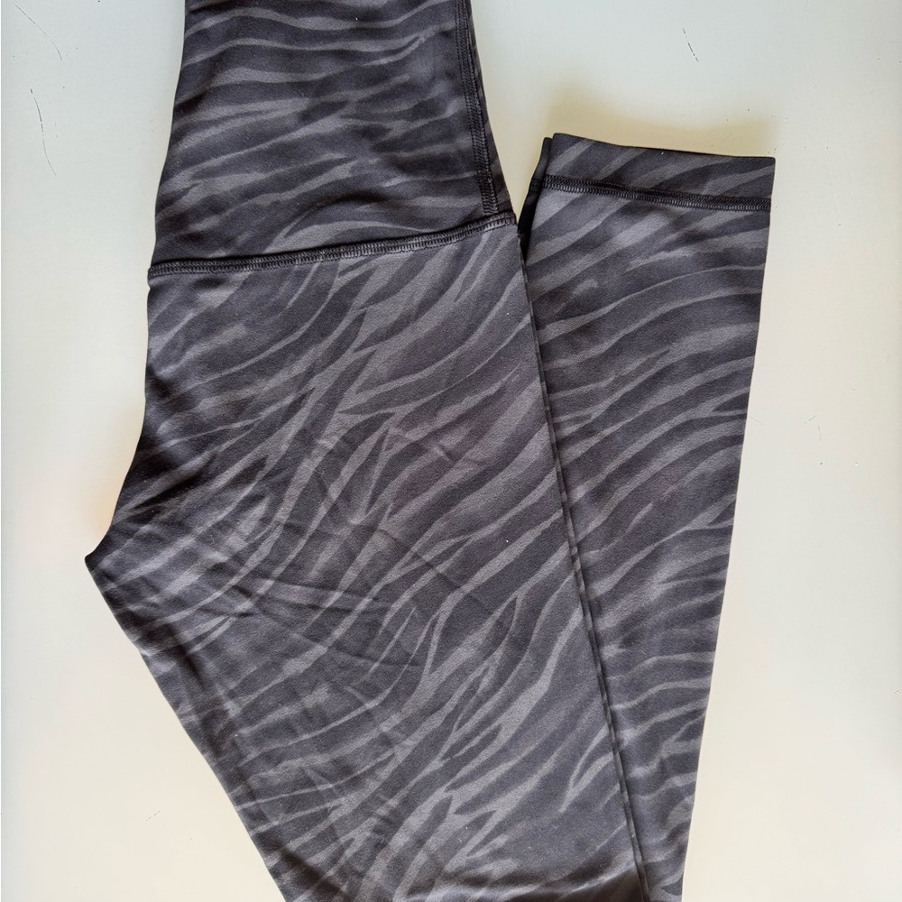 Black and Gray Zebra Print Leggings